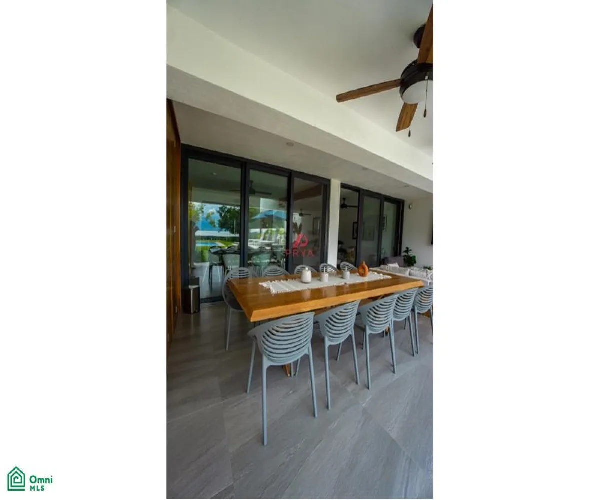 Casa En Venta,Fraccionamiento Chulavista,condominio en condominio bugambilias #Carr #k60 S/N, Chapala, Jalisco 45920, 7 Habitaciones,7 Baños,condominio en condominio bugambilias #Carr #k60,2,MX251063625