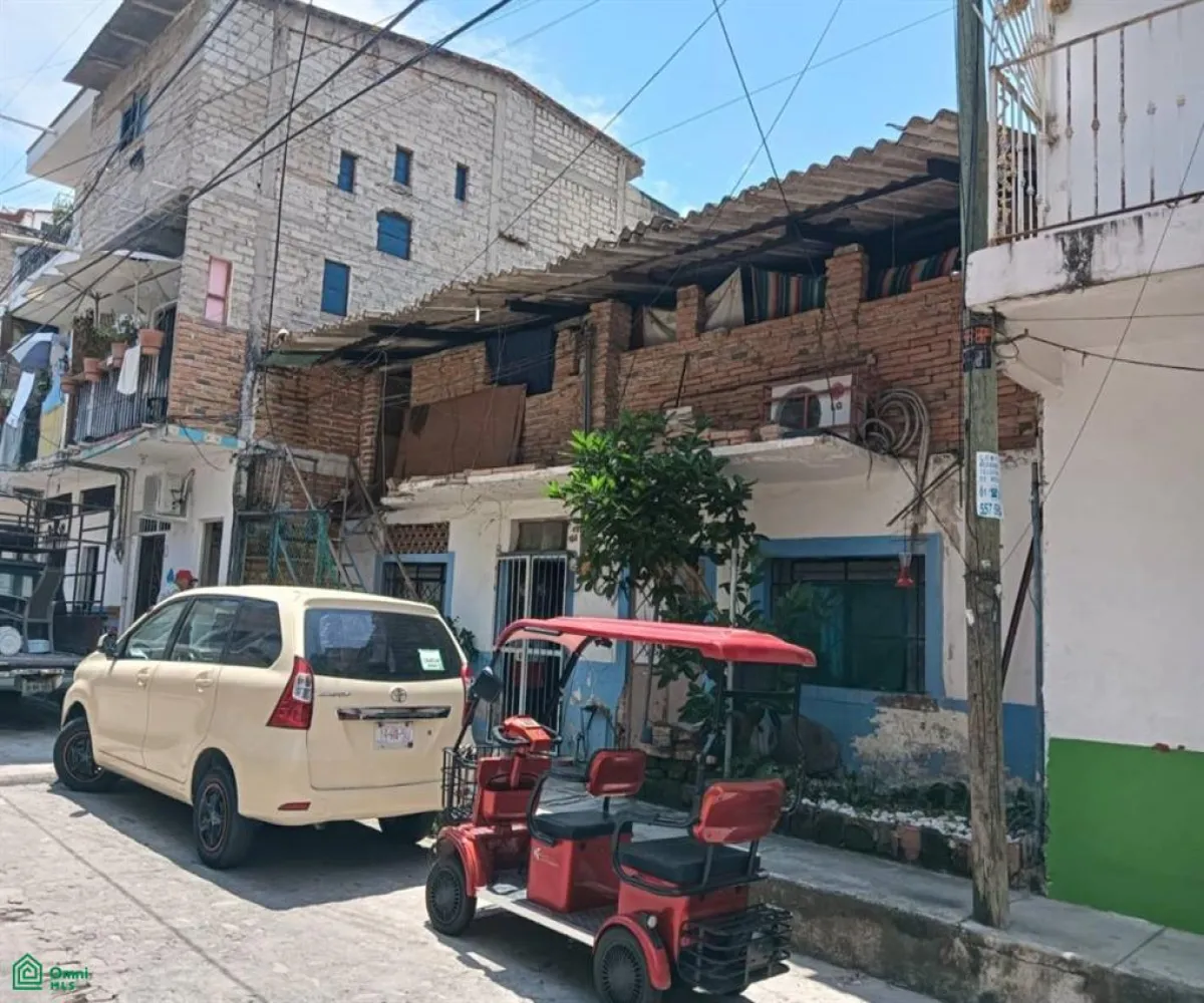 Casa En Venta,Emiliano Zapata,Aquiles Serdán 460, Puerto Vallarta, Jalisco 48380, 3 Habitaciones,2 Baños,Aquiles Serdán,MX251064251