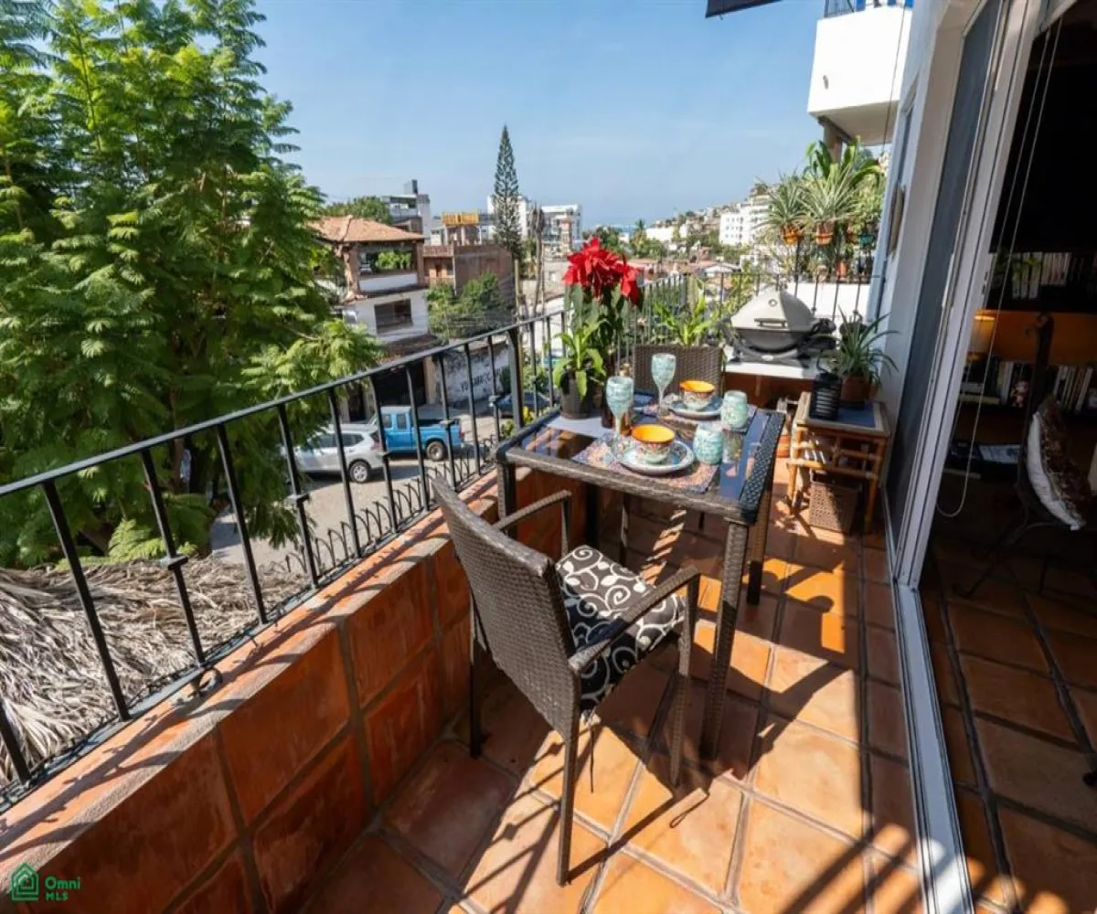 Departamento En Venta,Emiliano Zapata,JACARANDAS 417 3A, Puerto Vallarta, Jalisco 48380, 2 Habitaciones,2 Baños,JACARANDAS,MX251070971