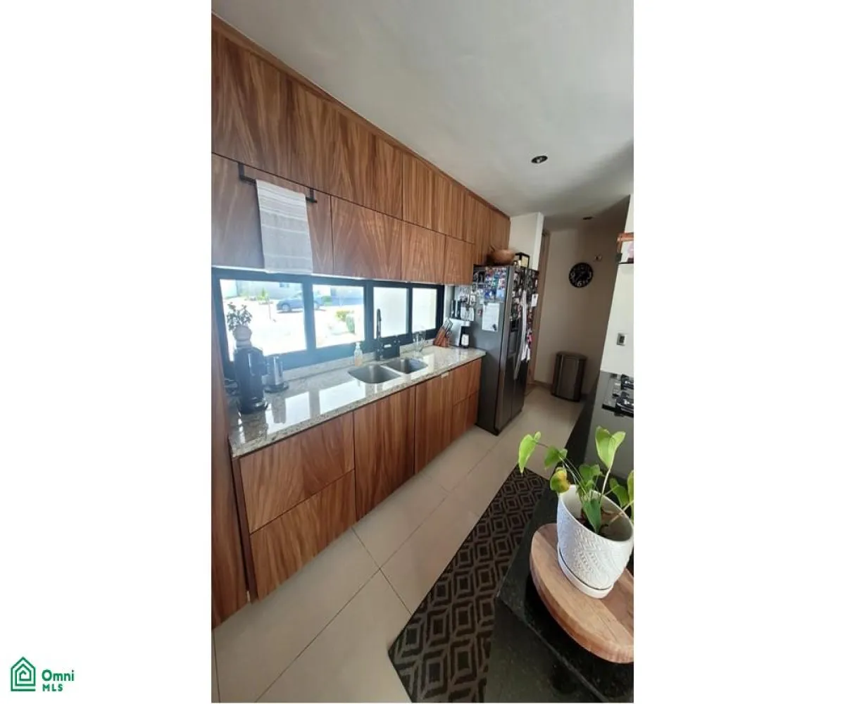 Casa En Venta,LA RIOJA,Quintanar de la Rioja S/N, Tlajomulco de Zuniga, Jalisco 45645, 4 Habitaciones,4 Baños,Quintanar de la Rioja,MX25942033