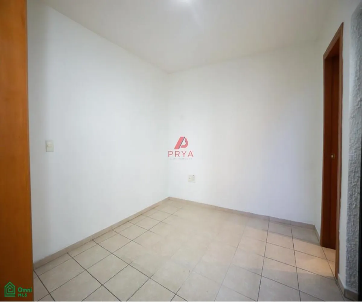 Casa En Renta,Americana,Alfredo R. Plascencia S/N, Guadalajara, Jalisco 44160, 4 Habitaciones,3 Baños,Alfredo R. Plascencia,MX261066101