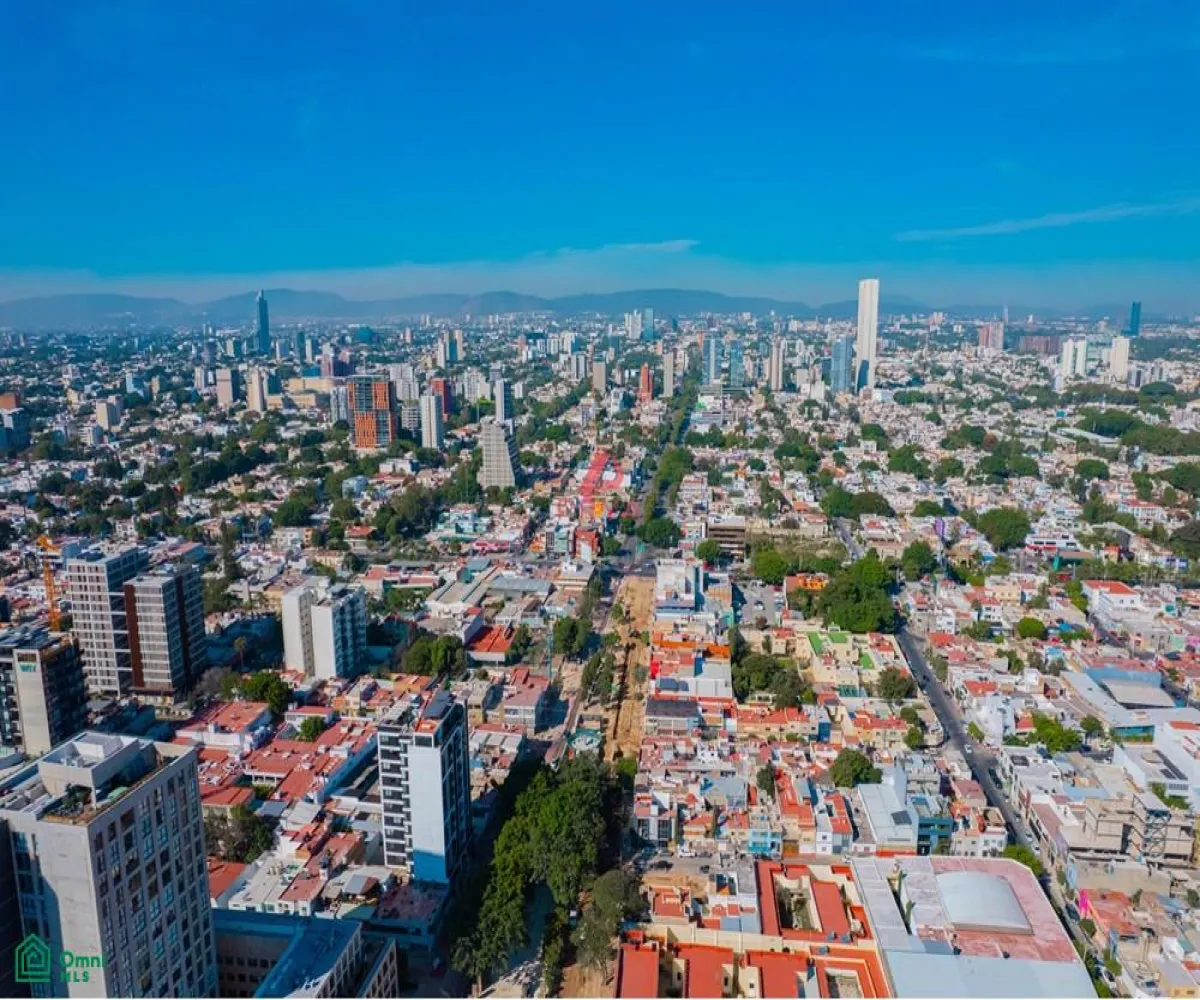 Casa En Renta,Americana,Alfredo R. Plascencia S/N, Guadalajara, Jalisco 44160, 4 Habitaciones,3 Baños,Alfredo R. Plascencia,MX261066101