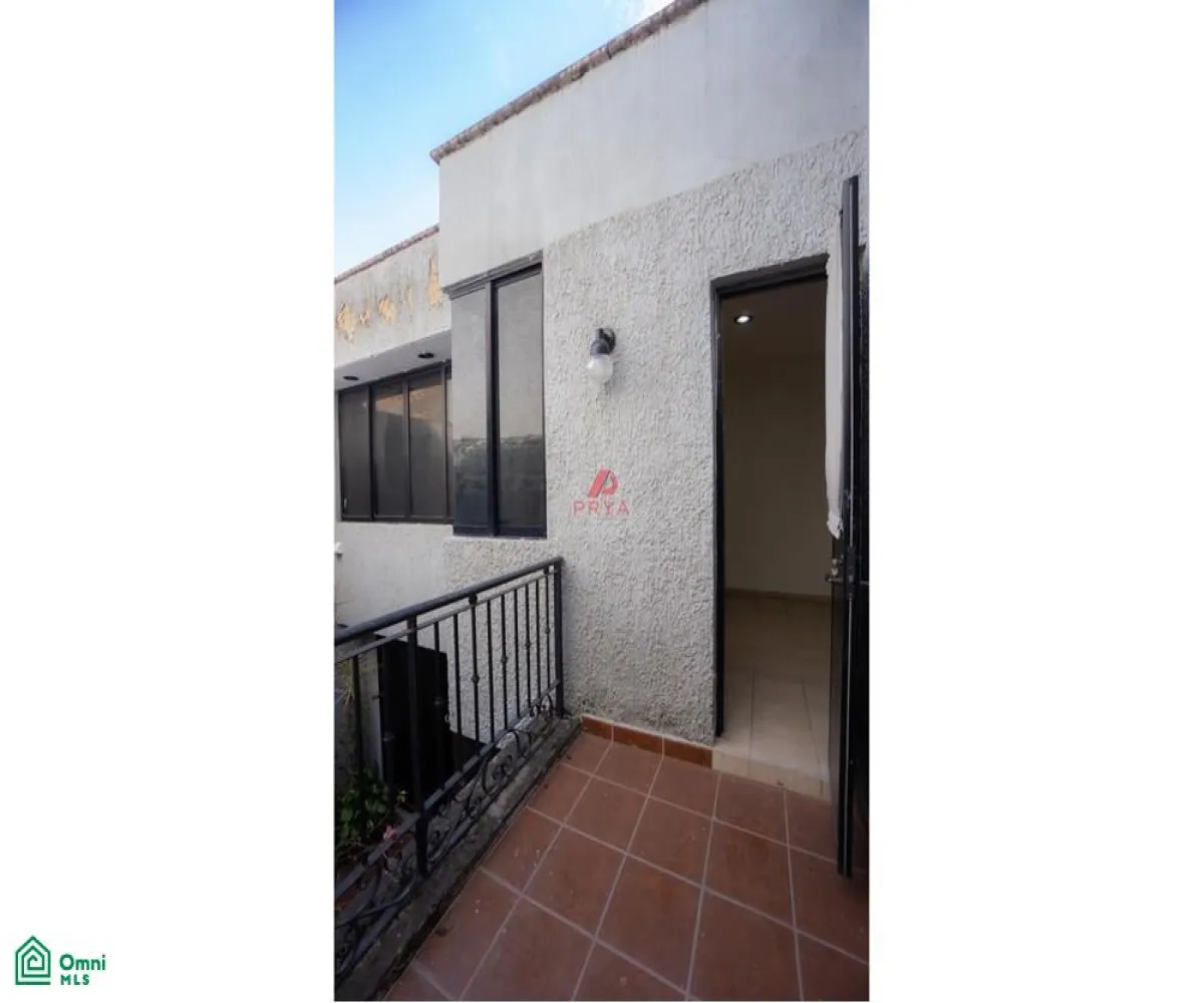 Casa En Renta,Americana,Alfredo R. Plascencia S/N, Guadalajara, Jalisco 44160, 4 Habitaciones,3 Baños,Alfredo R. Plascencia,MX261066101