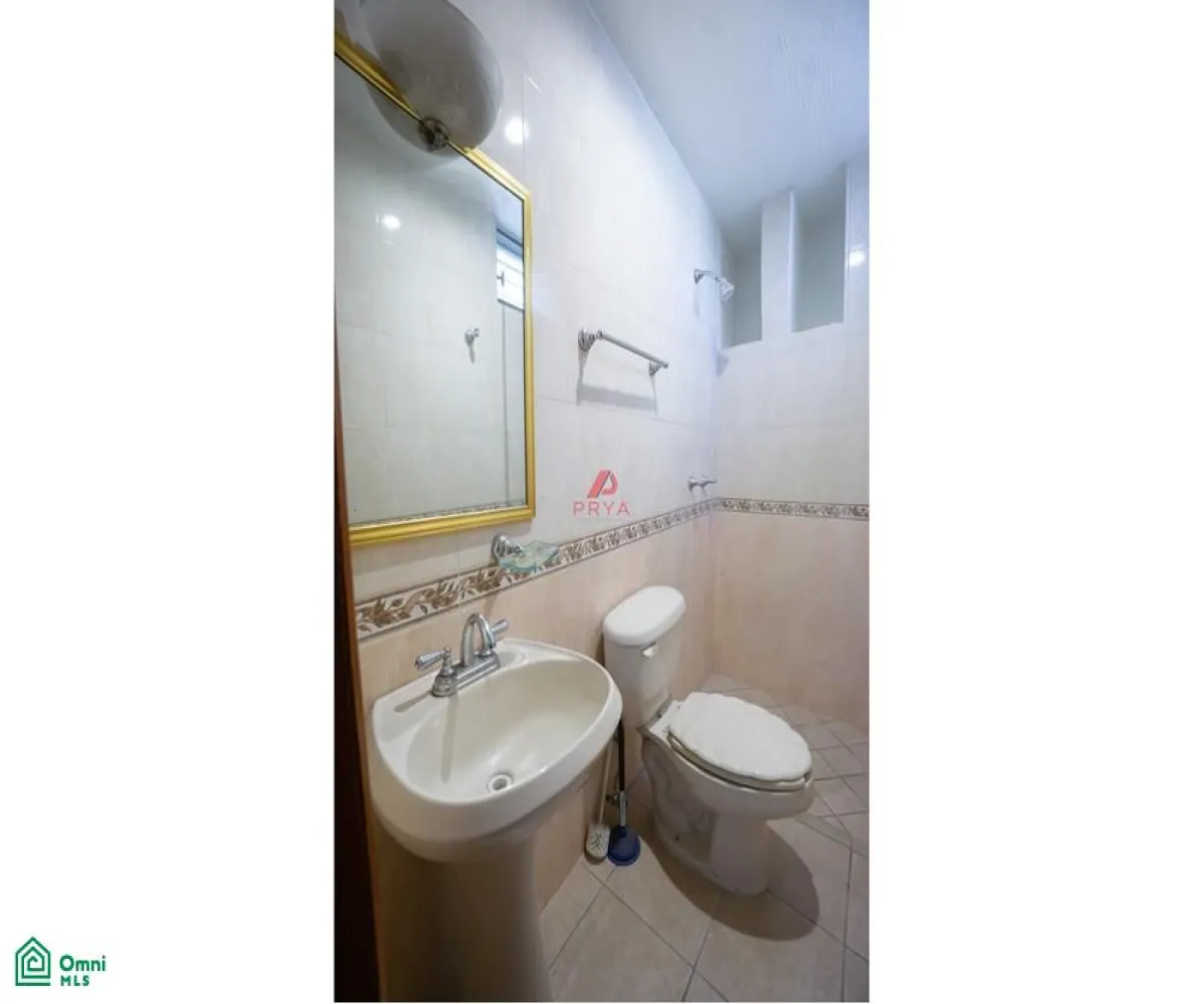 Casa En Renta,Americana,Alfredo R. Plascencia S/N, Guadalajara, Jalisco 44160, 4 Habitaciones,3 Baños,Alfredo R. Plascencia,MX261066101