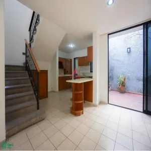 Casa En Renta,Americana,Alfredo R. Plascencia S/N, Guadalajara, Jalisco 44160, 4 Habitaciones,3 Baños,Alfredo R. Plascencia,MX261066101