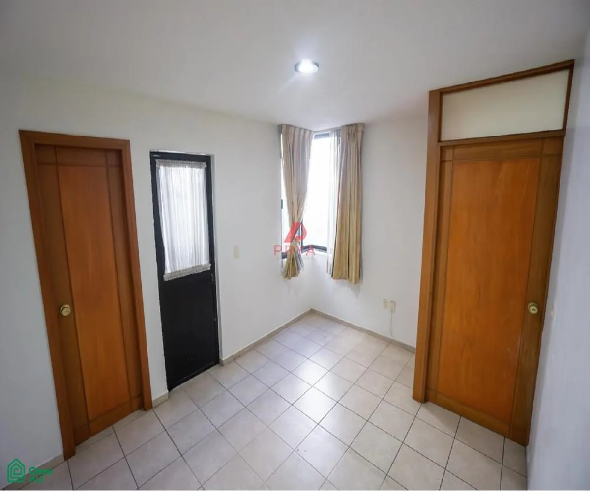 Casa En Renta,Americana,Alfredo R. Plascencia S/N, Guadalajara, Jalisco 44160, 4 Habitaciones,3 Baños,Alfredo R. Plascencia,MX261066101