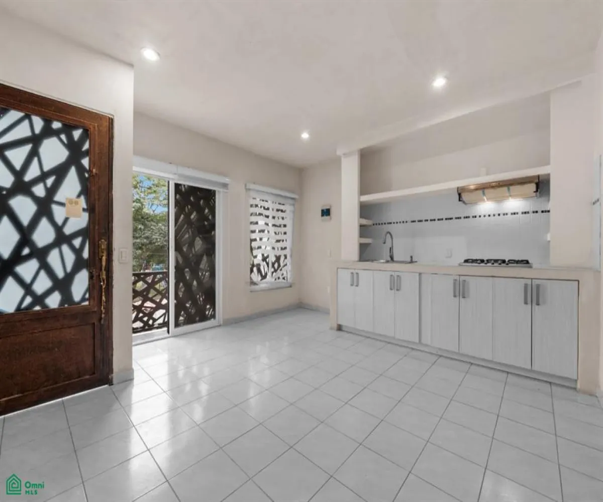 Casa En Venta,Parques las Palmas,Palma Kentia 191, Puerto Vallarta, Jalisco 48317, 3 Habitaciones,2 Baños,Palma Kentia,MX261071396