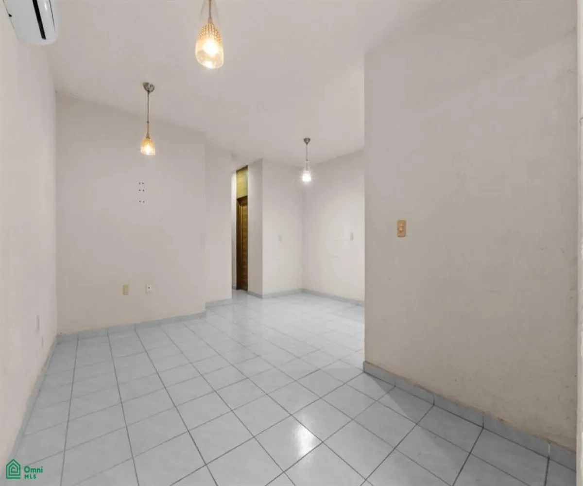 Casa En Venta,Parques las Palmas,Palma Kentia 191, Puerto Vallarta, Jalisco 48317, 3 Habitaciones,2 Baños,Palma Kentia,MX261071396