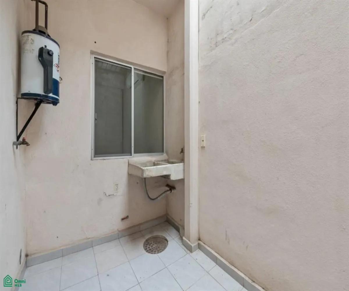 Casa En Venta,Parques las Palmas,Palma Kentia 191, Puerto Vallarta, Jalisco 48317, 3 Habitaciones,2 Baños,Palma Kentia,MX261071396