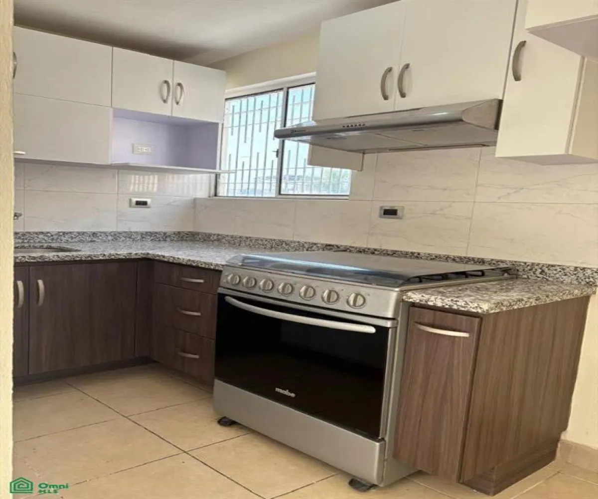 Casa En Venta,Pedregal del Bosque,Prolongación Lopez Cotilla 604, Tlaquepaque, Jalisco 45610, 2 Habitaciones,1 Baño,Prolongación Lopez Cotilla,MX261071645