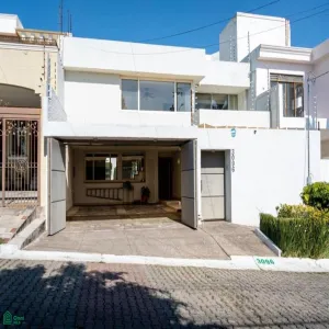 Casa En Venta,Residencial Patria,unidad nacional 3096, Zapopan, Jalisco 45160, 3 Habitaciones,3 Baños,unidad nacional,2,MX261072025