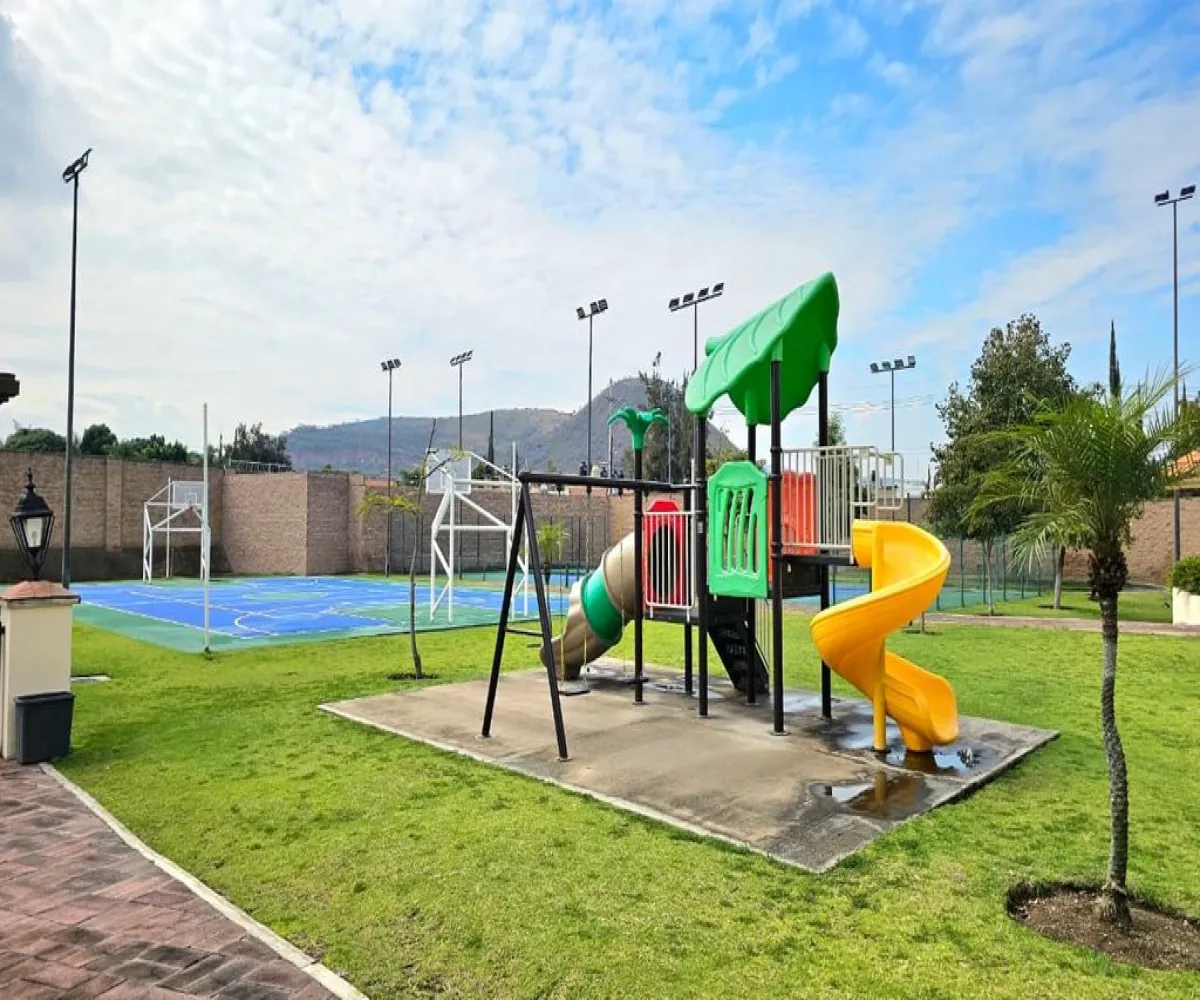 Casa En Venta,coto 14,Calle Trébol 317, Tlajomulco de Zúñiga, Jalisco 45650, 2 Habitaciones,1 Baño,Calle Trébol ,1,pCQYA2U