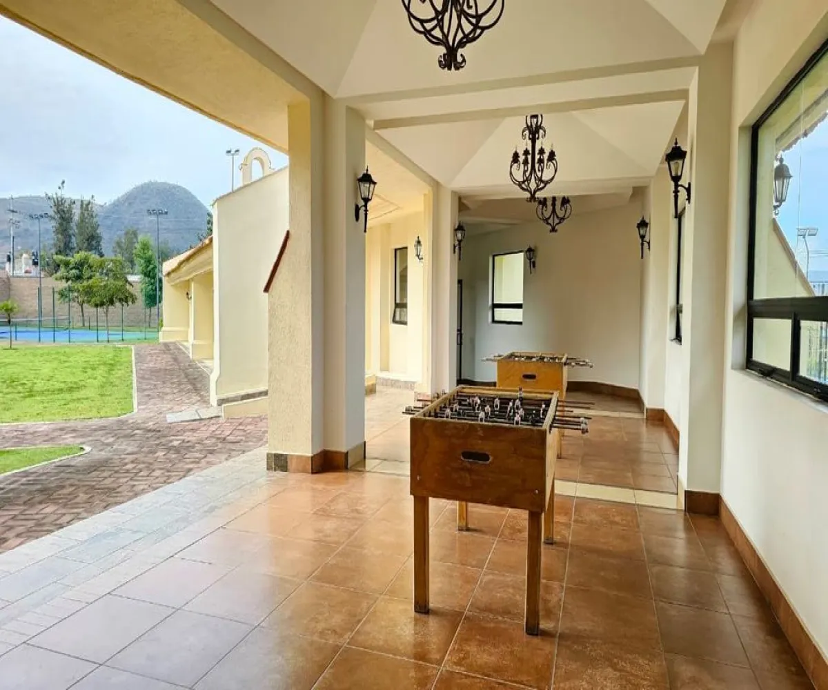 Casa En Venta,coto 14,Calle Trébol 317, Tlajomulco de Zúñiga, Jalisco 45650, 2 Habitaciones,1 Baño,Calle Trébol ,1,pCQYA2U