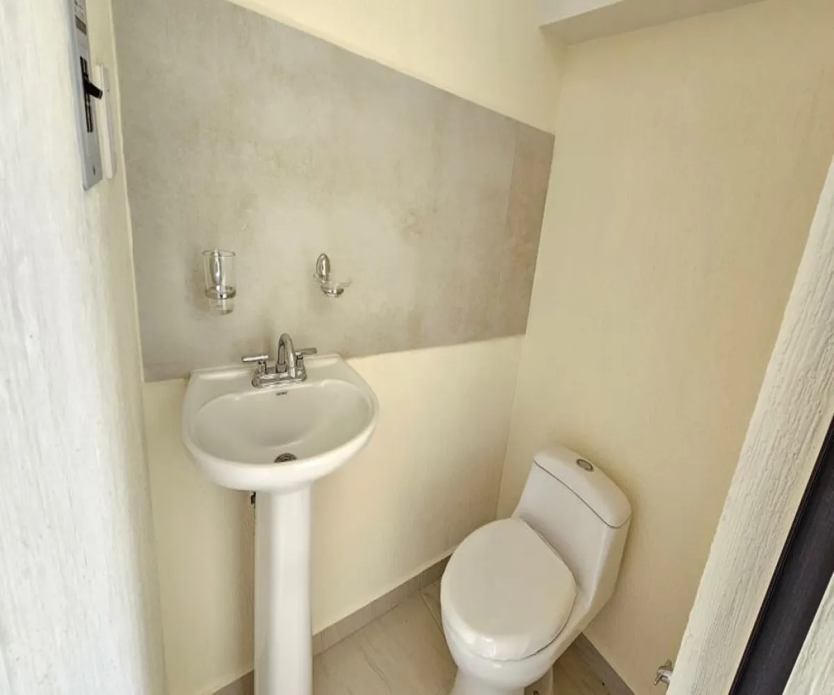 Casa En Venta,coto 14,Calle Trébol 317, Tlajomulco de Zúñiga, Jalisco 45650, 2 Habitaciones,1 Baño,Calle Trébol ,1,pCQYA2U