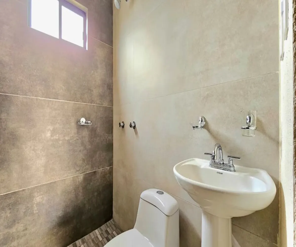 Casa En Venta,coto 14,Calle Trébol 317, Tlajomulco de Zúñiga, Jalisco 45650, 2 Habitaciones,1 Baño,Calle Trébol ,1,pCQYA2U