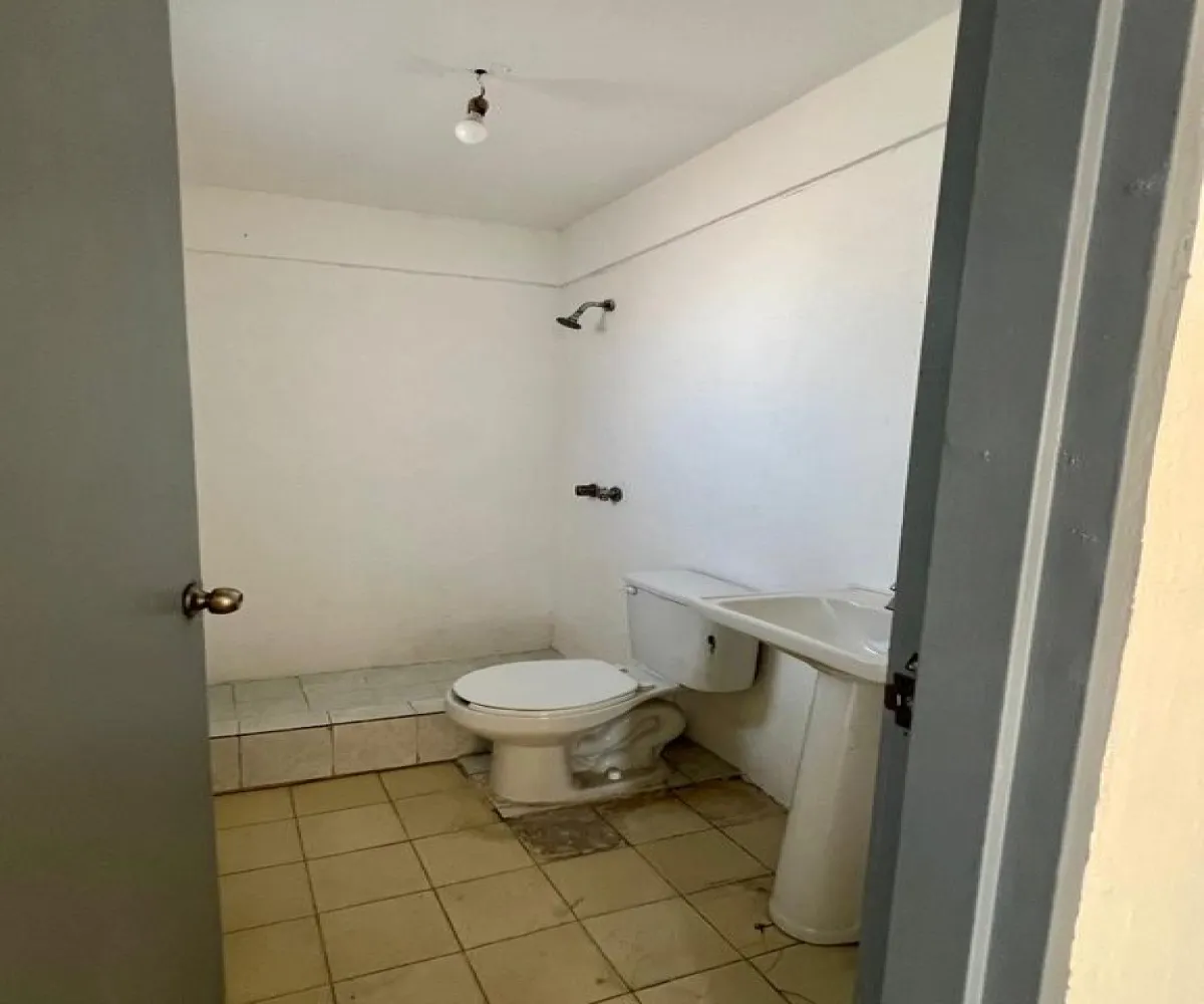 Casa En Venta,Las Águilas,Calle Rio Tomatlan 1141, Zapopan, Jalisco 45080, 4 Habitaciones,1 Baño,Calle Rio Tomatlan,1,pOFy7AK