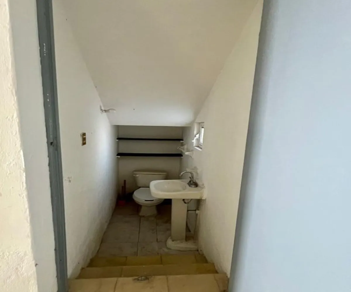 Casa En Venta,Las Águilas,Calle Rio Tomatlan 1141, Zapopan, Jalisco 45080, 4 Habitaciones,1 Baño,Calle Rio Tomatlan,1,pOFy7AK