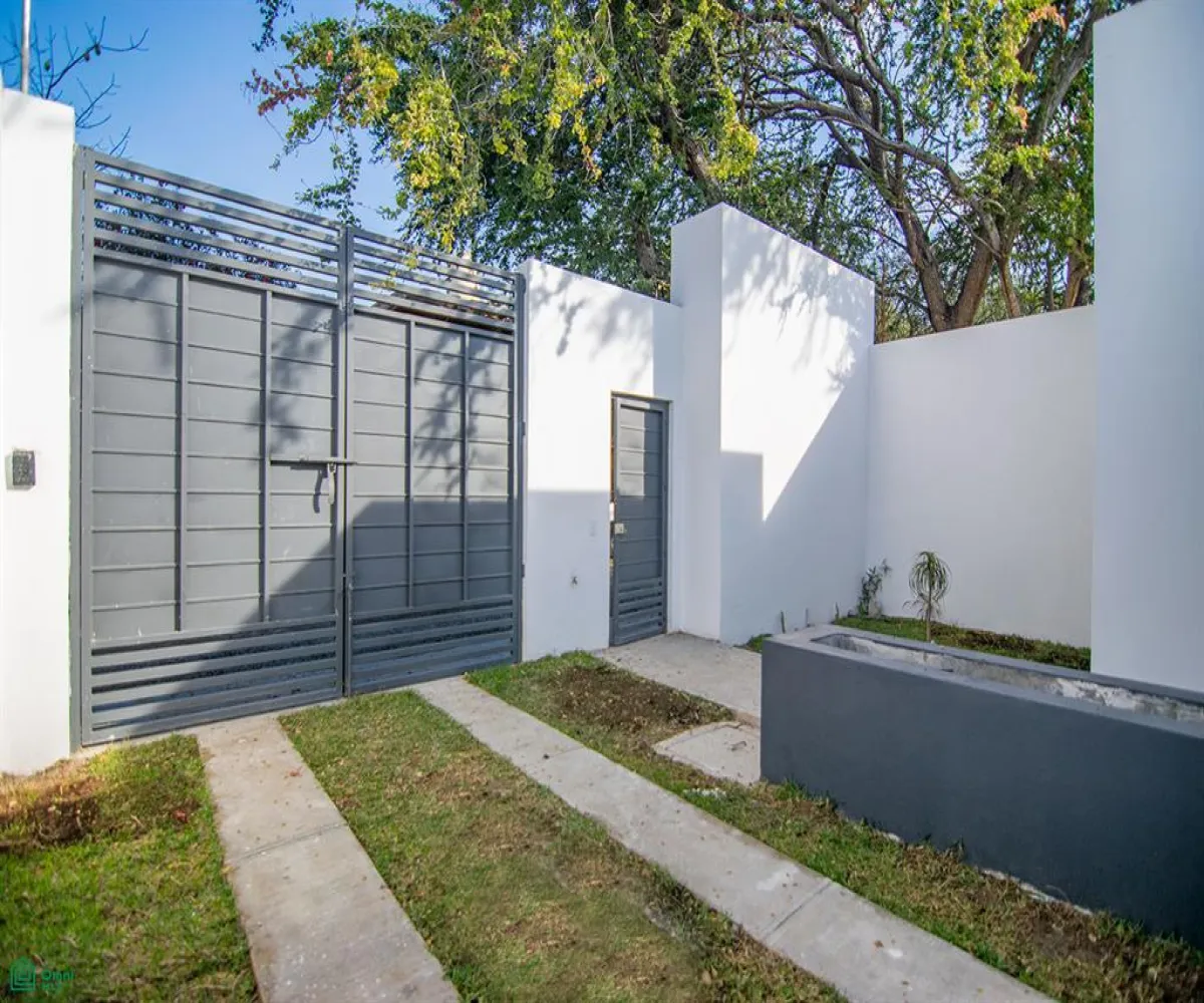 Casa En Venta,PLAZA DE TOROS,RAMOS MILLAN 6, Chapala, Jalisco 45900, 2 Habitaciones,2 Baños,RAMOS MILLAN,1,MX26004284M