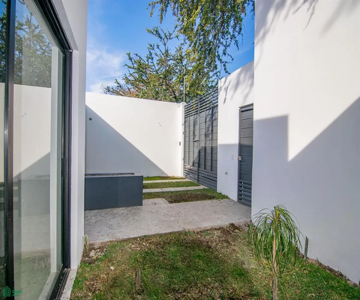 Casa En Venta,PLAZA DE TOROS,RAMOS MILLAN 6, Chapala, Jalisco 45900, 2 Habitaciones,2 Baños,RAMOS MILLAN,1,MX26004284M