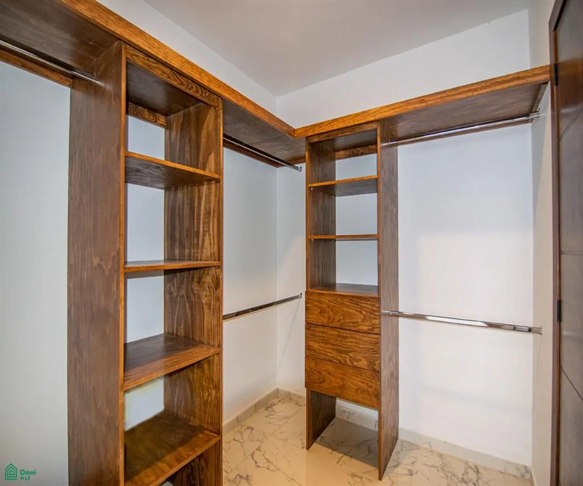 Casa En Venta,PLAZA DE TOROS,RAMOS MILLAN 6, Chapala, Jalisco 45900, 2 Habitaciones,2 Baños,RAMOS MILLAN,1,MX26004284M