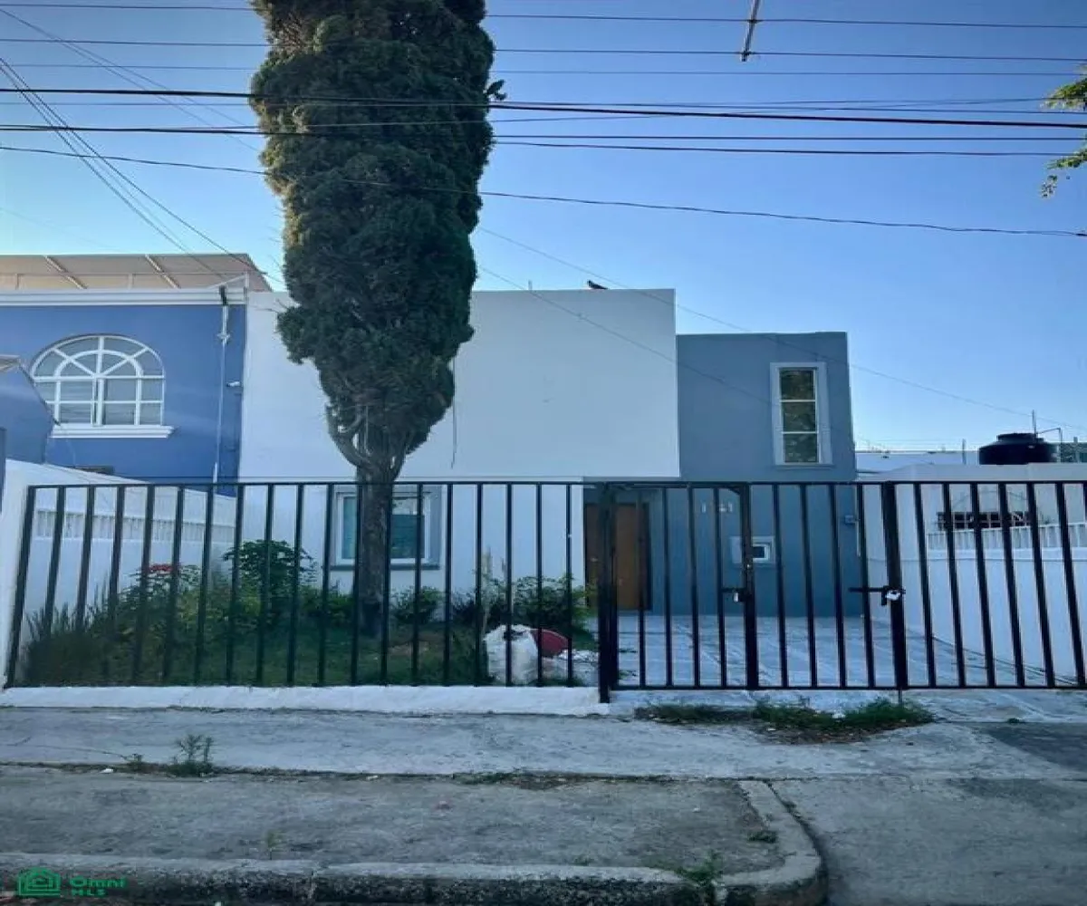 Casa En Venta,Colinas de Las Águilas,Rio Tomatlan 1141, Zapopan, Jalisco 45080, 4 Habitaciones,1 Baño,Rio Tomatlan,2,MX261072509