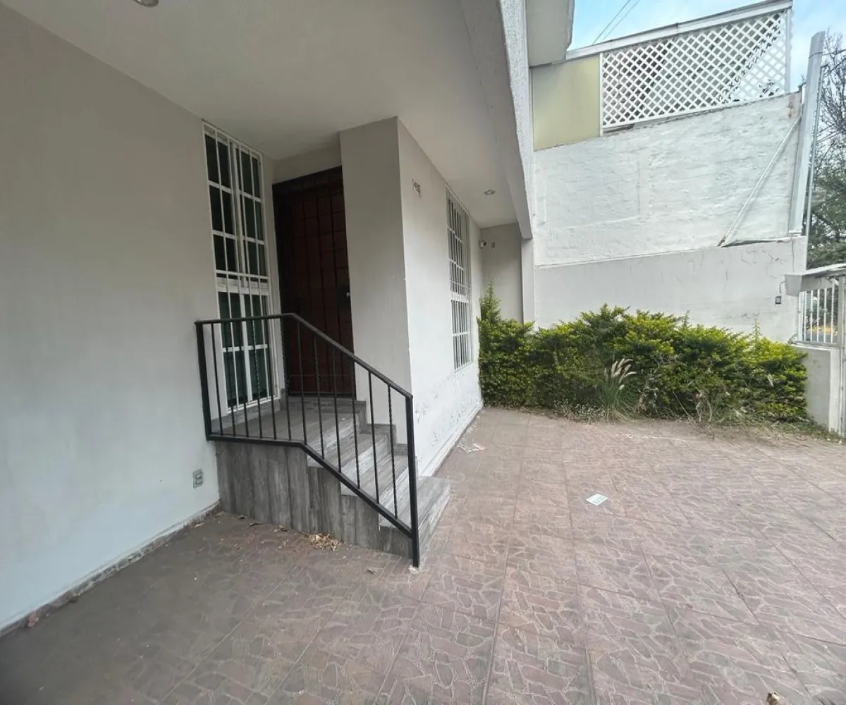 Casa En Renta,Jardines del Sol,Avenida Prado de los Laureles 1490, Zapopan, Jalisco 45050, 4 Habitaciones,2 Baños,Avenida Prado de los Laureles,1,p413aFk