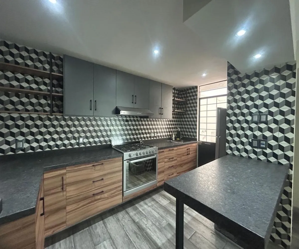 Casa En Renta,Jardines del Sol,Avenida Prado de los Laureles 1490, Zapopan, Jalisco 45050, 4 Habitaciones,2 Baños,Avenida Prado de los Laureles,1,p413aFk