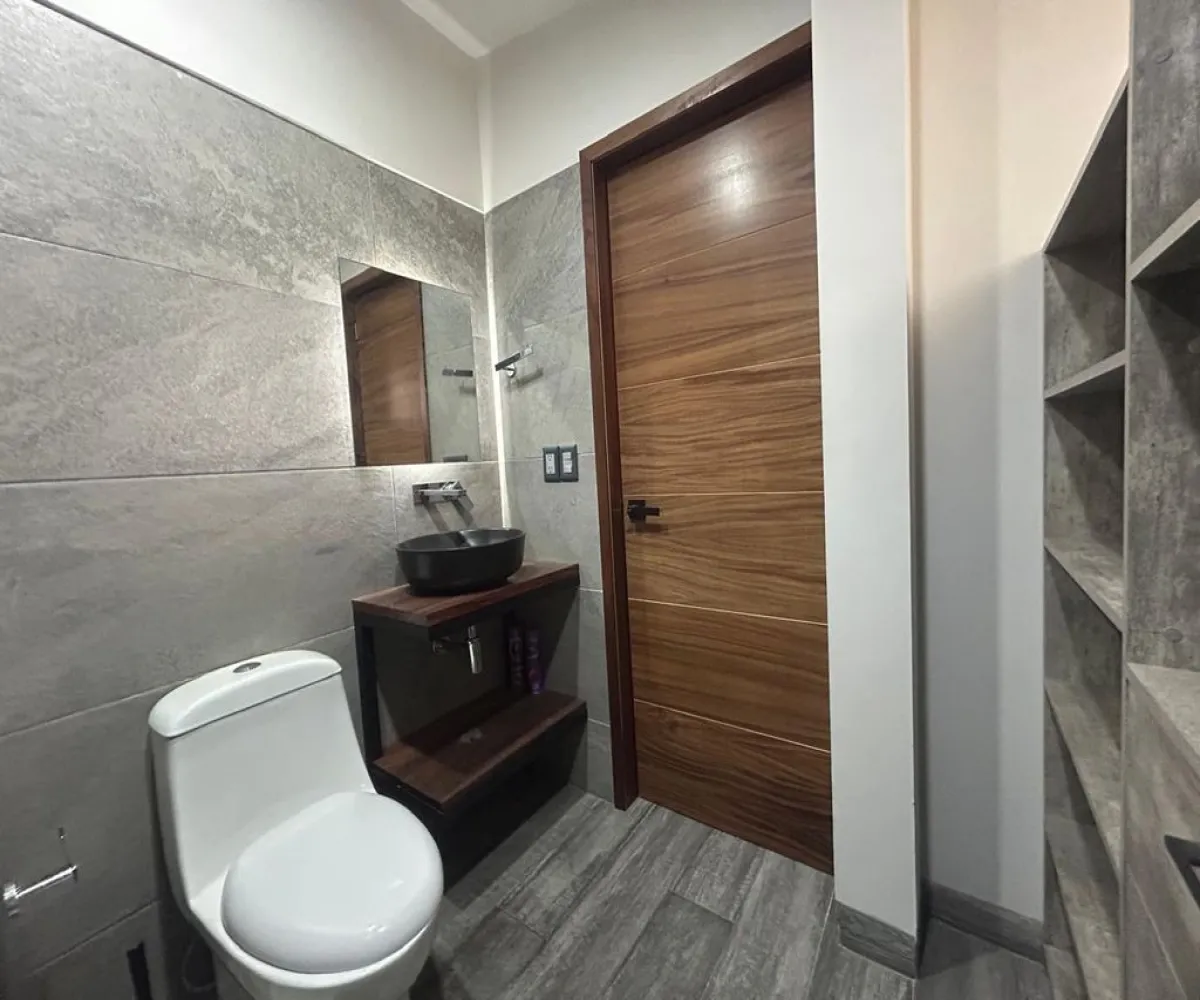 Casa En Renta,Jardines del Sol,Avenida Prado de los Laureles 1490, Zapopan, Jalisco 45050, 4 Habitaciones,2 Baños,Avenida Prado de los Laureles,1,p413aFk