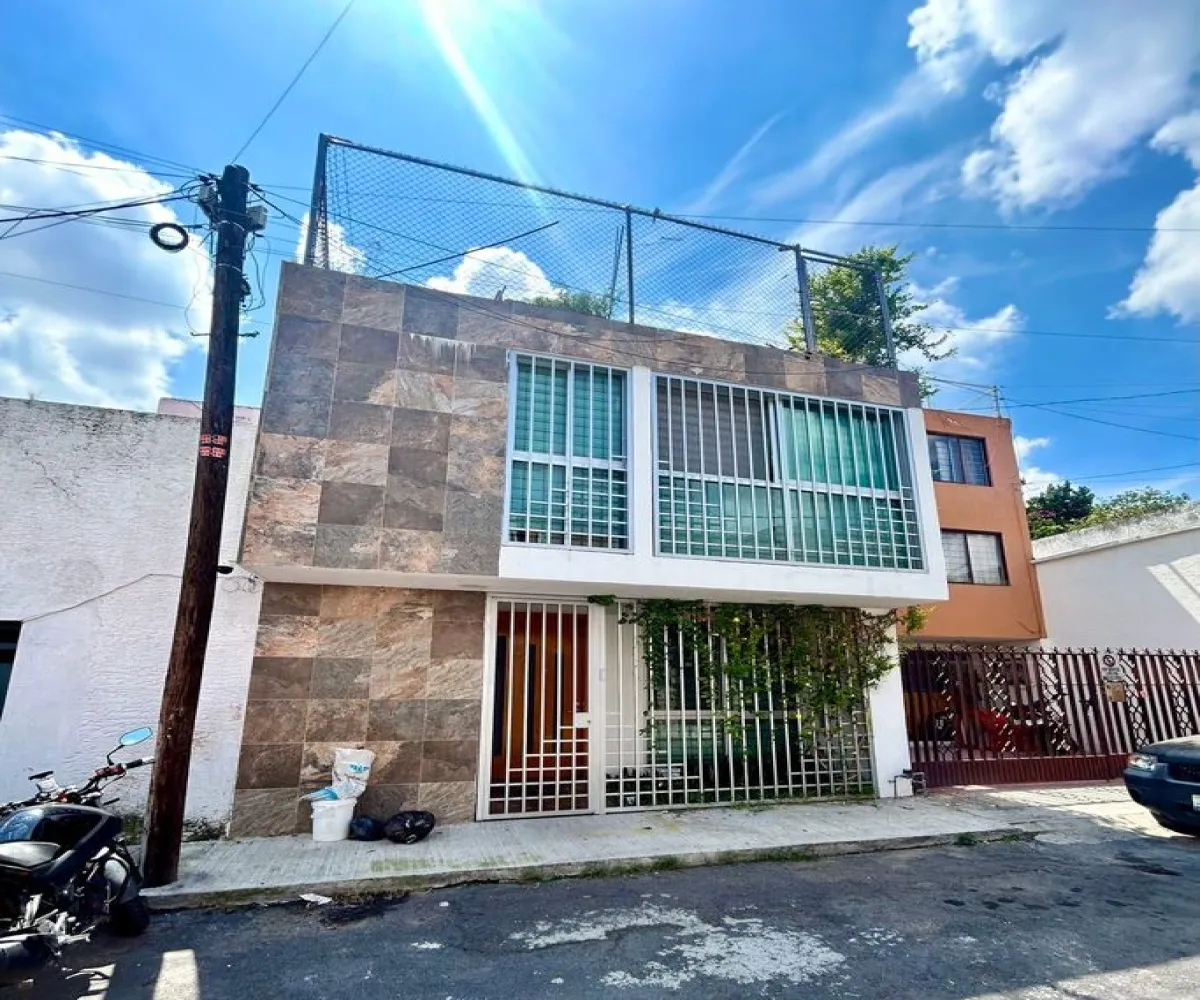 Casa En Venta,Santa Teresita,11-A 41, Guadalajara, Jalisco 44600, 4 Habitaciones,3 Baños,11-A,1,pNK5xOC