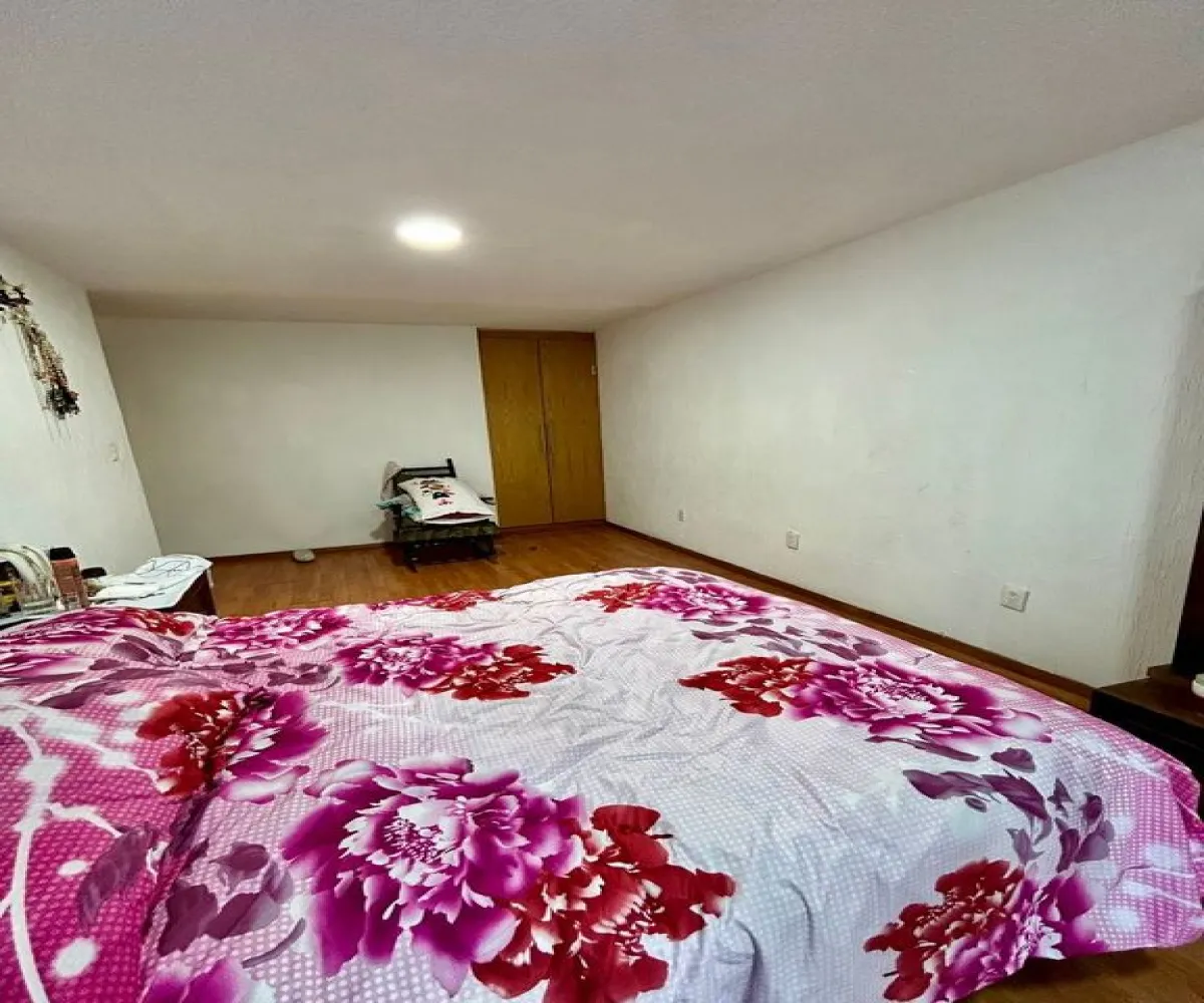 Casa En Venta,Santa Teresita,11-A 41, Guadalajara, Jalisco 44600, 4 Habitaciones,3 Baños,11-A,1,pNK5xOC