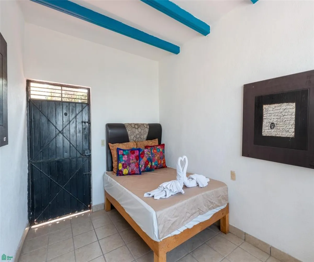 Casa En Venta,5 de Diciembre,Ecuador 1316, Puerto Vallarta, Jalisco 48350, 5 Habitaciones,2 Baños,Ecuador,MX26004311M