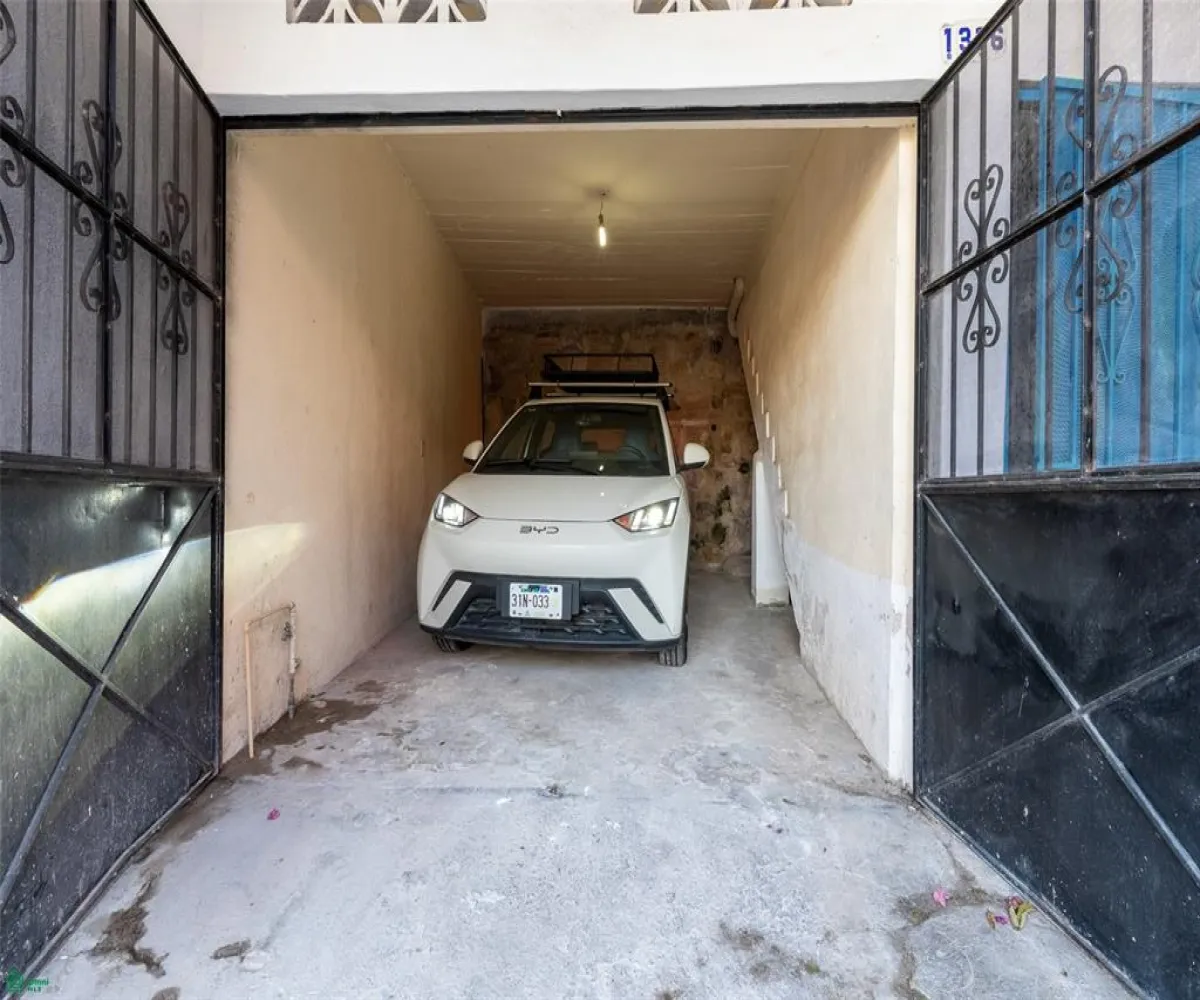 Casa En Venta,5 de Diciembre,Ecuador 1316, Puerto Vallarta, Jalisco 48350, 5 Habitaciones,2 Baños,Ecuador,MX26004311M