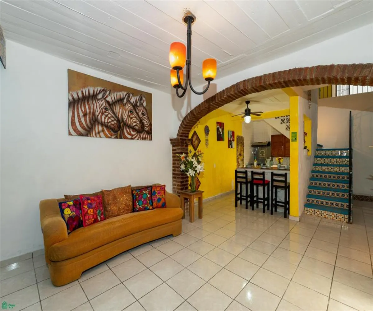 Casa En Venta,5 de Diciembre,Ecuador 1316, Puerto Vallarta, Jalisco 48350, 5 Habitaciones,2 Baños,Ecuador,MX26004311M