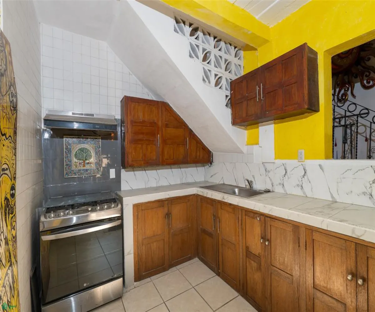 Casa En Venta,5 de Diciembre,Ecuador 1316, Puerto Vallarta, Jalisco 48350, 5 Habitaciones,2 Baños,Ecuador,MX26004311M