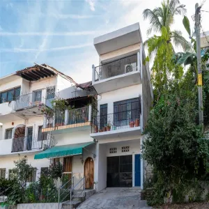 Casa En Venta,5 de Diciembre,Ecuador 1316, Puerto Vallarta, Jalisco 48350, 5 Habitaciones,2 Baños,Ecuador,MX26004311M