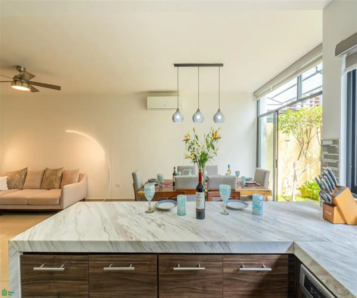 Casa En Venta,Ex Haciendas Pitillal,Cielo 154, Puerto Vallarta, Jalisco 48318, 4 Habitaciones,3 Baños,Cielo,MX26004312M