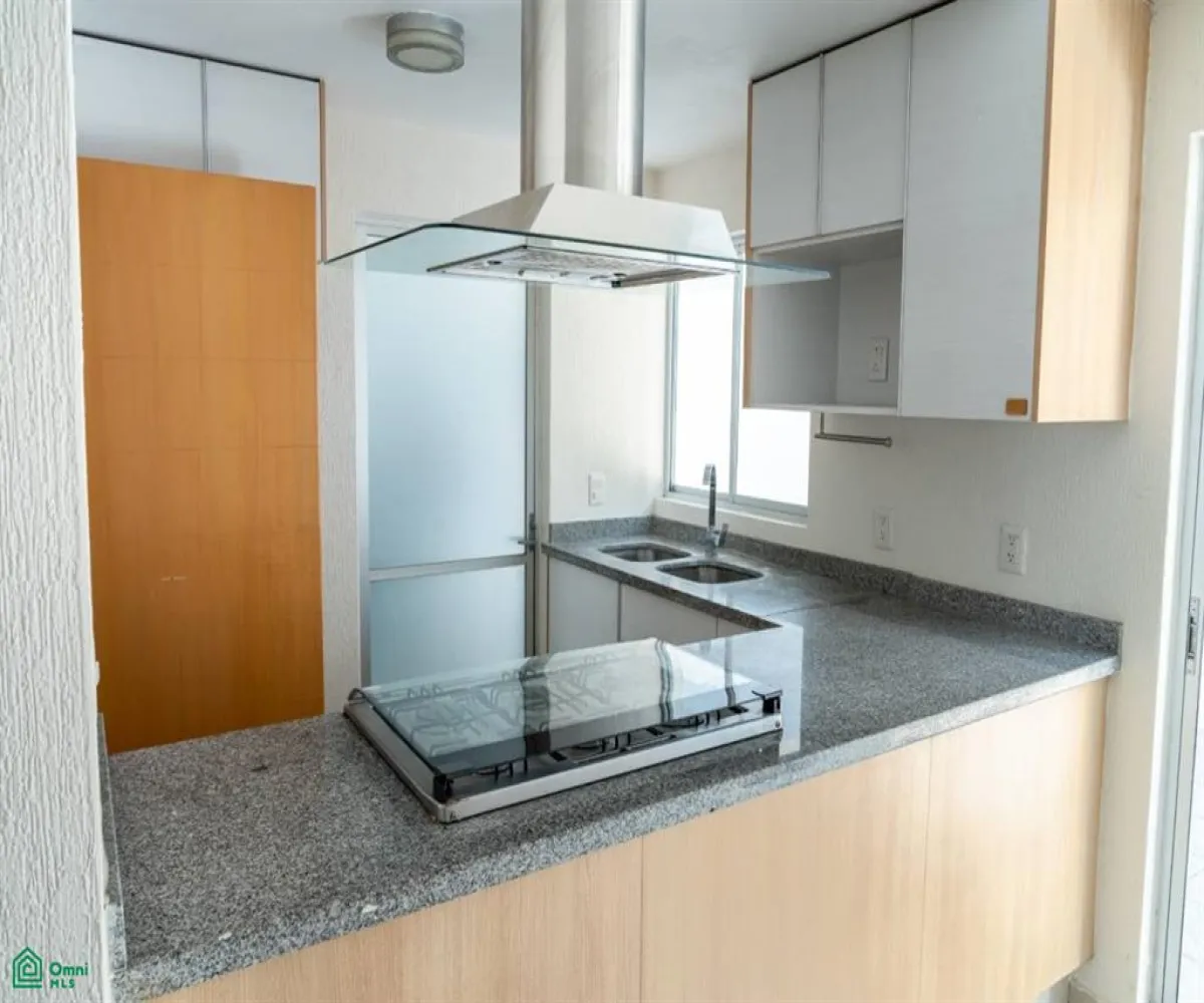 Casa En Venta,Ciudad Granja,CALZADA NORTE 33, Zapopan, Jalisco 45010, 3 Habitaciones,2 Baños,CALZADA NORTE,2,MX261073156