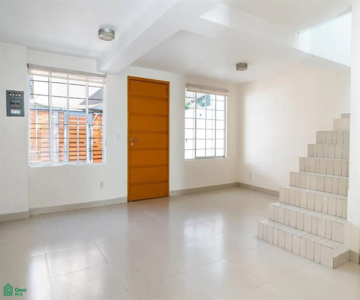 Casa En Venta,Ciudad Granja,CALZADA NORTE 33, Zapopan, Jalisco 45010, 3 Habitaciones,2 Baños,CALZADA NORTE,2,MX261073156