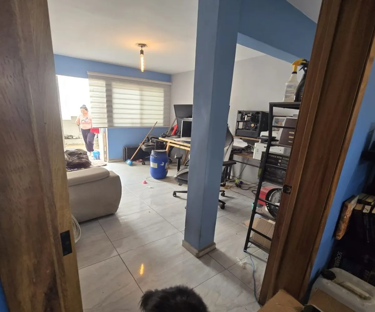 Casa En Venta,Arenales Tapatíos,Titanio 2611, Zapopan, Jalisco 45066, 3 Habitaciones,1 Baño,Titanio,1,psr1UfL