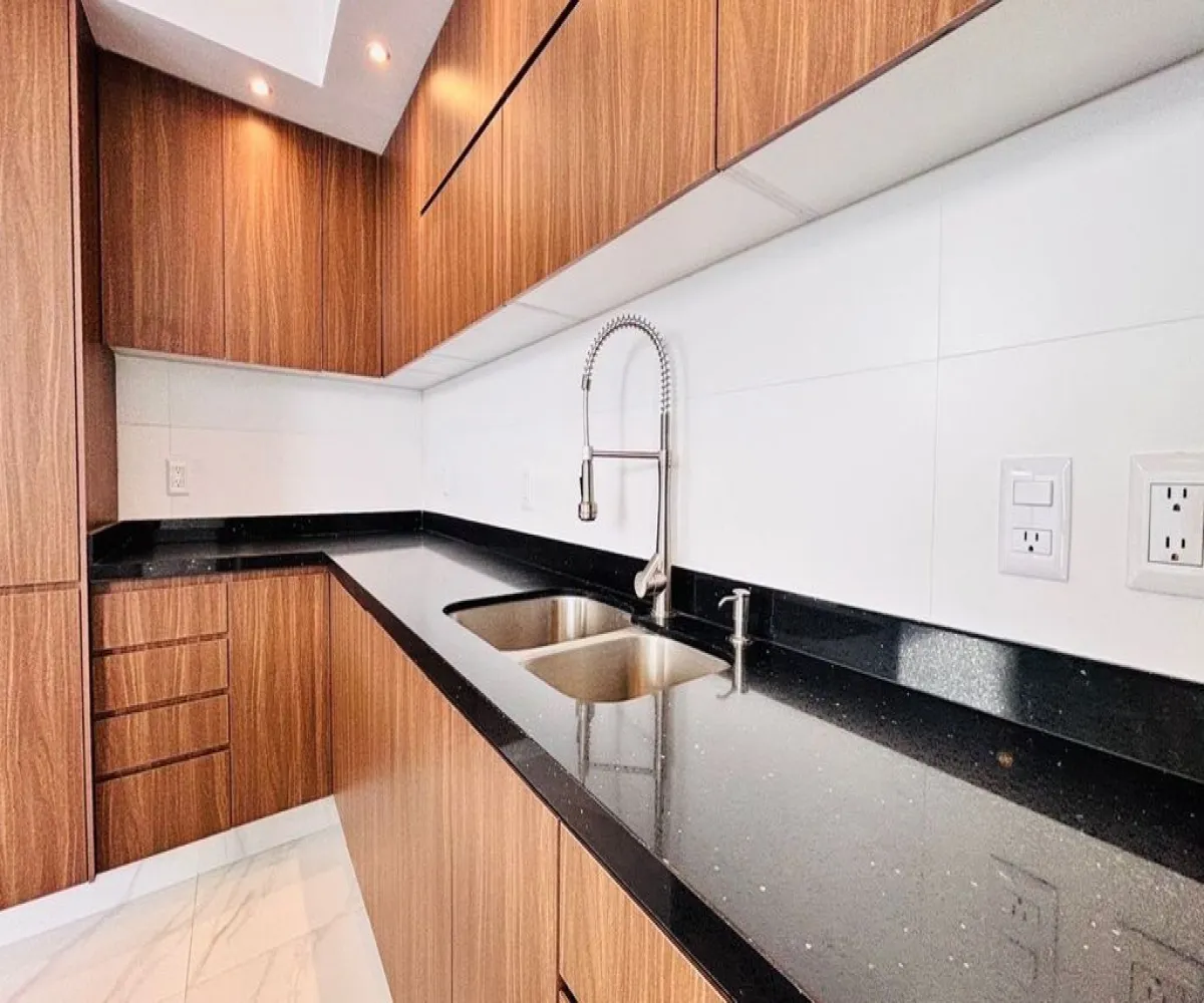 Casa En Venta,Zapopan,Paseo Solares 147 55, Zapopan, Jalisco 45134, 3 Habitaciones,5 Baños,Paseo Solares,1,pz5ByDJ