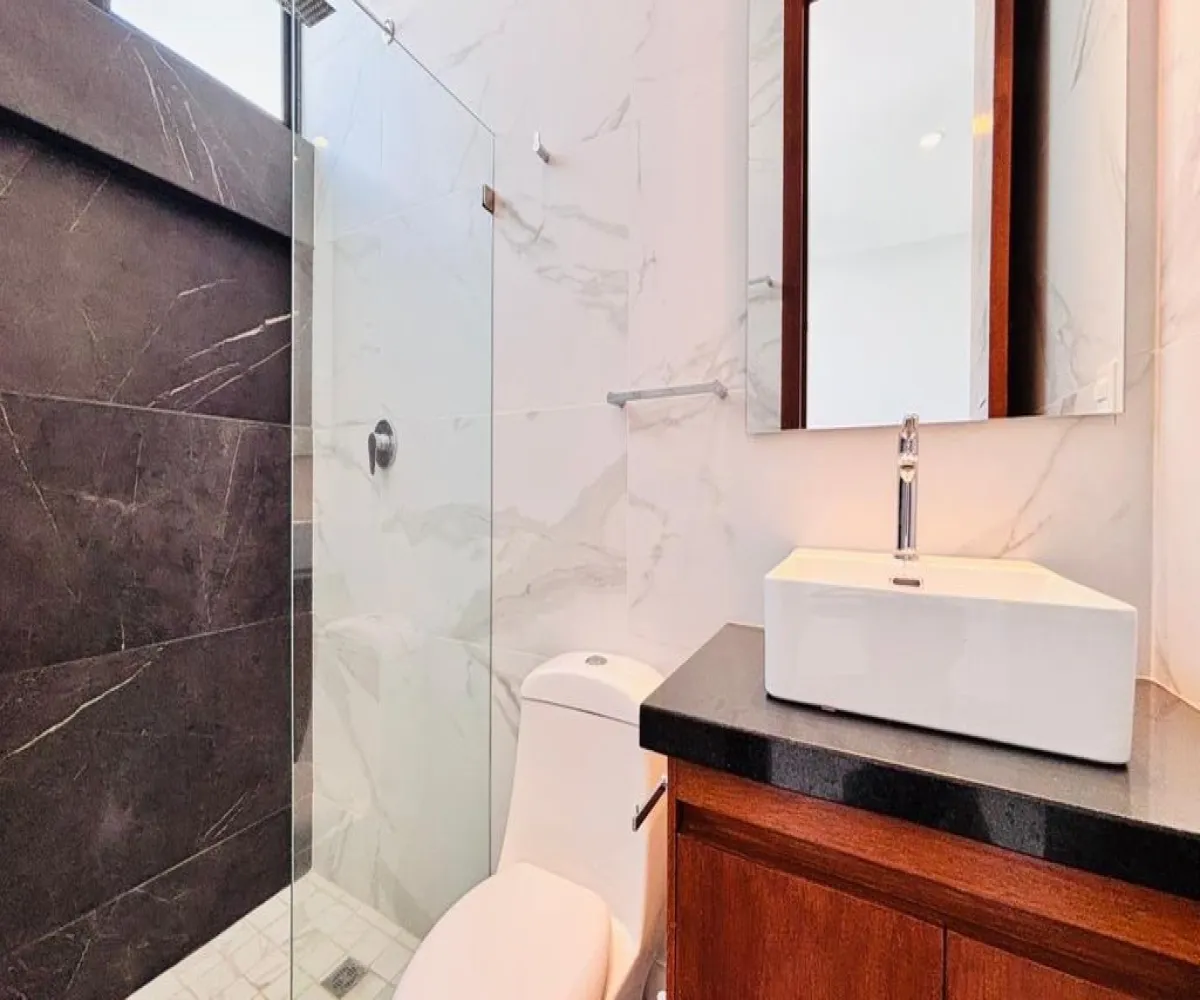 Casa En Venta,Zapopan,Paseo Solares 147 55, Zapopan, Jalisco 45134, 3 Habitaciones,5 Baños,Paseo Solares,1,pz5ByDJ