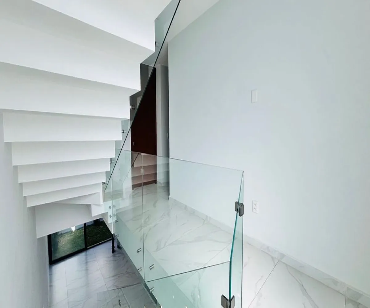 Casa En Venta,Zapopan,Paseo Solares 147 55, Zapopan, Jalisco 45134, 3 Habitaciones,5 Baños,Paseo Solares,1,pz5ByDJ