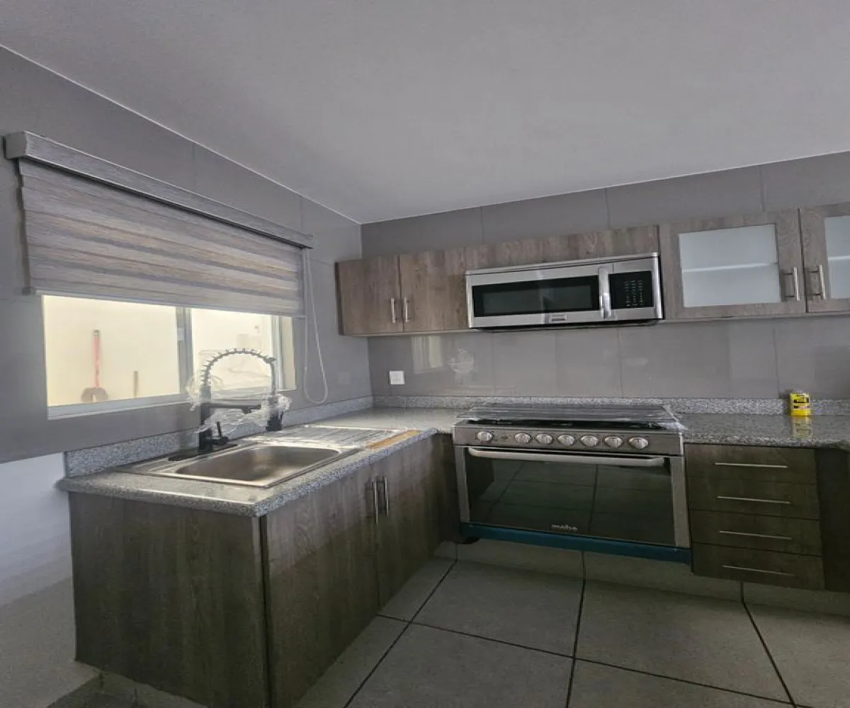 Casa En Venta,alviento ,Antiguo Camino a Tesistan 8875 55, Zapopan, Jalisco 45134, 3 Habitaciones,2 Baños,Antiguo Camino a Tesistan,2,pgVCsQt