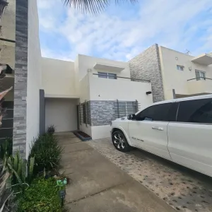 Casa En Venta,alviento ,Antiguo Camino a Tesistan 8875 55, Zapopan, Jalisco 45134, 3 Habitaciones,2 Baños,Antiguo Camino a Tesistan,2,pgVCsQt