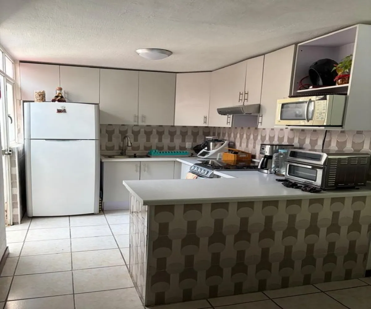 Casa En Venta,La Primavera,Avenida Moctezuma 5286, Zapopan, Jalisco 45058, 3 Habitaciones,1 Baño,Avenida Moctezuma,2,pWgYShh