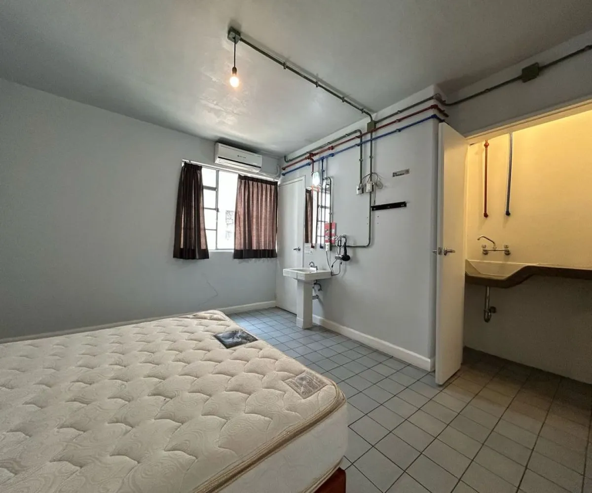 En Renta,Americana,Calle Manuel López Cotilla 1484, Guadalajara, Jalisco 44160, 6 Habitaciones,6 Baños,Calle Manuel López Cotilla,1,pGCbKSw