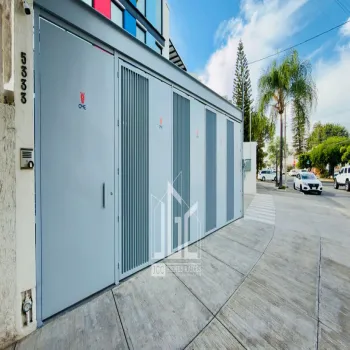 Oficina En Renta,Arboledas,Calle Carnero 5333, Zapopan, Jalisco 45070,2 Baños,Calle Carnero,1,pskq55u