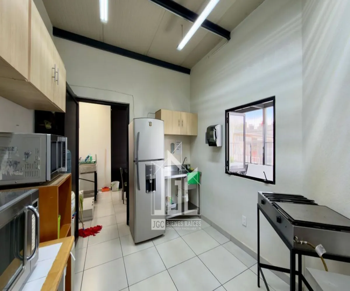 Oficina En Renta,Arboledas,Calle Carnero 5333, Zapopan, Jalisco 45070,2 Baños,Calle Carnero,1,pskq55u