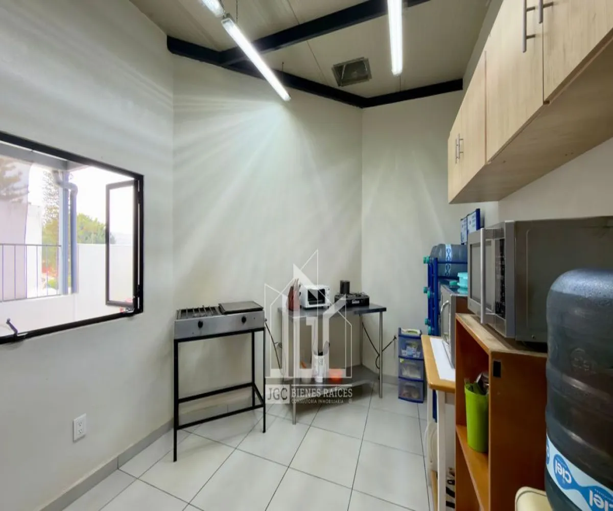 Oficina En Renta,Arboledas,Calle Carnero 5333, Zapopan, Jalisco 45070,2 Baños,Calle Carnero,1,pskq55u