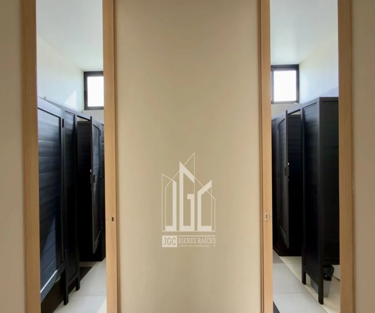 Oficina En Renta,Arboledas,Calle Carnero 5333, Zapopan, Jalisco 45070,2 Baños,Calle Carnero,1,pskq55u